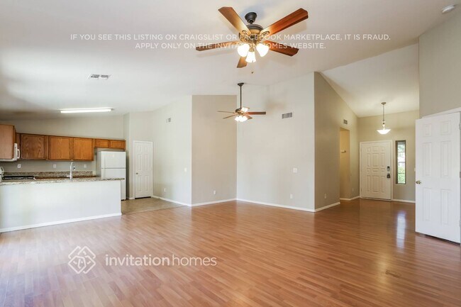 Building Photo - 9638 N 94th Ave