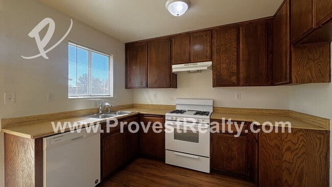 Building Photo - 13261 Mohawk Rd