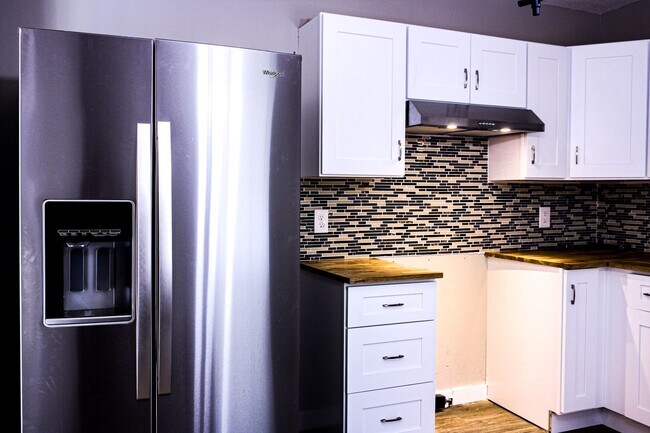 Building Photo - 1422 Stratton Pl Dr