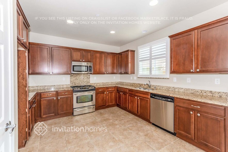 Building Photo - 2124 Pleasant Grove Blvd