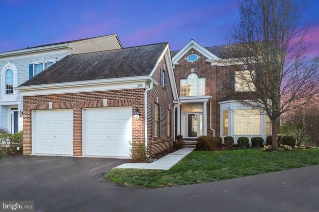Building Photo - 304 Arthur Ct