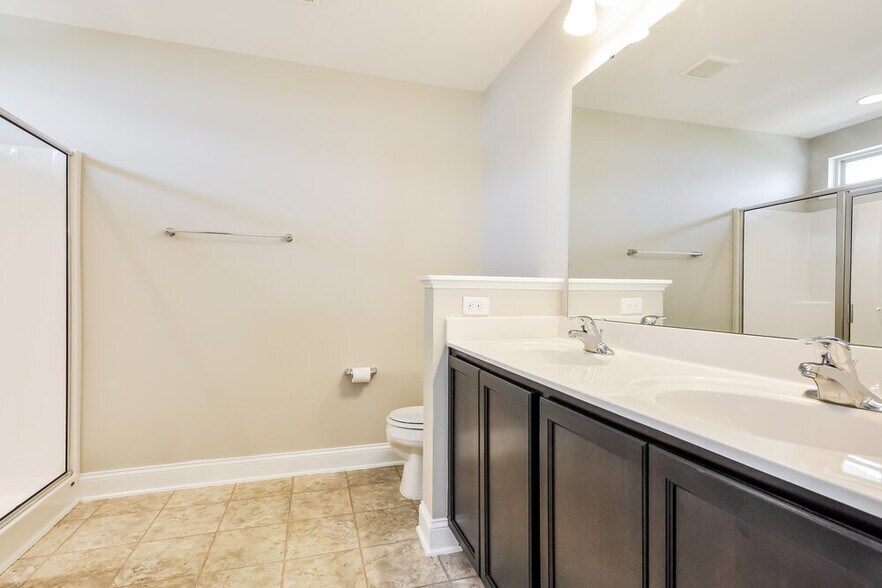 Building Photo - 128 Outwater Ridge Dr