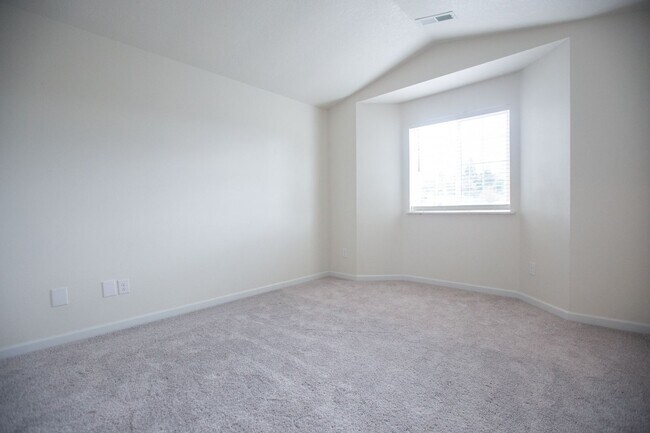 Building Photo - Fully remodeled 3 Bedroom 2.5 Bath in Gaston ***