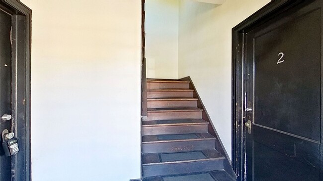 Building Photo - 1/1 In San Marco! Walking distance to the ...