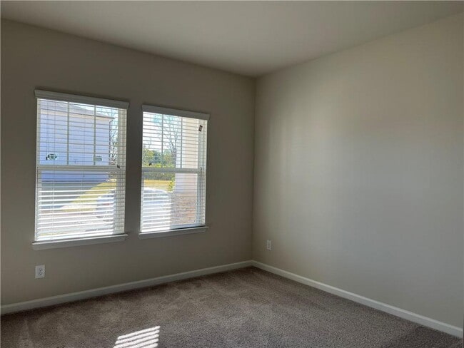 Building Photo - 6072 Hickory Crk Ct