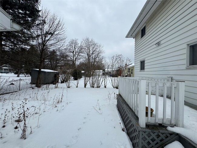 Building Photo - 58 High St