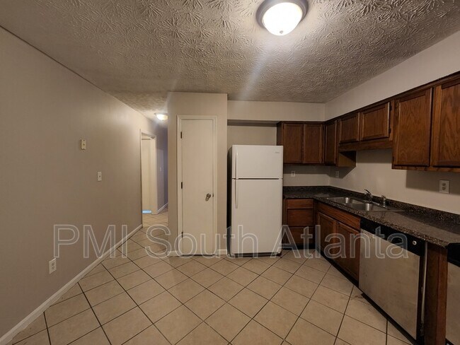 Building Photo - 107 Spring Ct