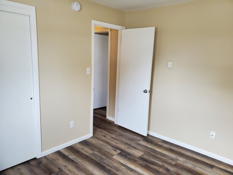 Building Photo - 1016 N 39th St