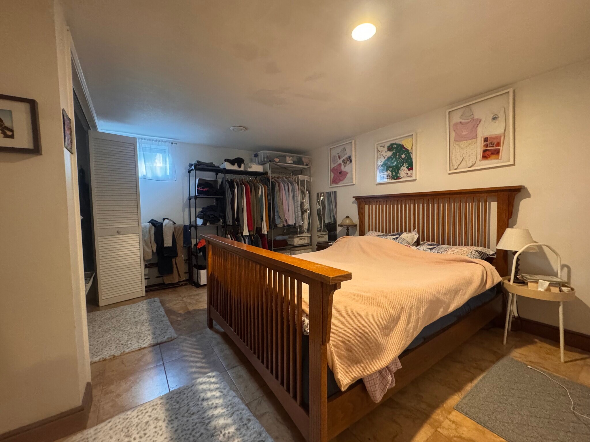 Building Photo - 10 Webster St