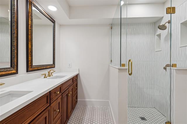 Building Photo - 6845 Delmeta Dr