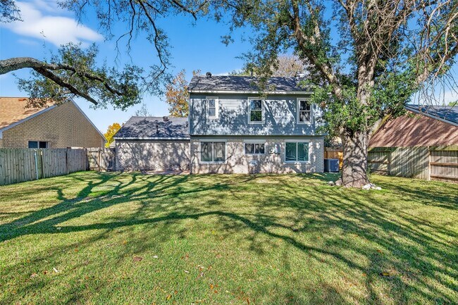 Building Photo - 13327 Harpers Bridge Dr