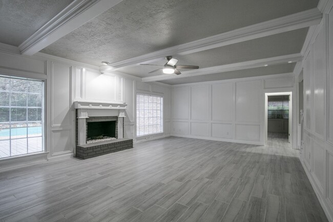 Building Photo - 16623 Wimbledon Forest Dr