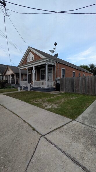 Building Photo - 3109 Milan St