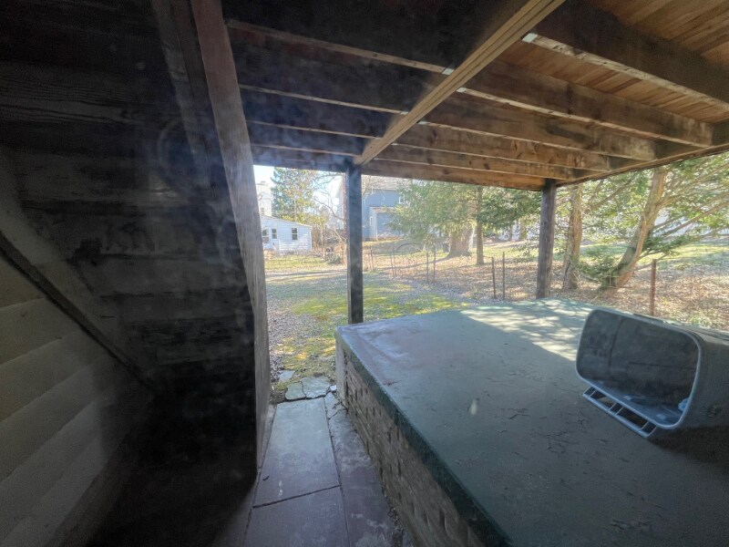 Building Photo - 2438 S 5th St