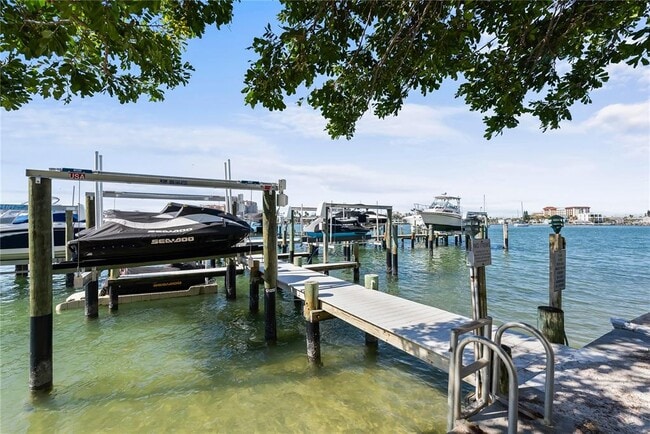 Building Photo - 644 Island Way