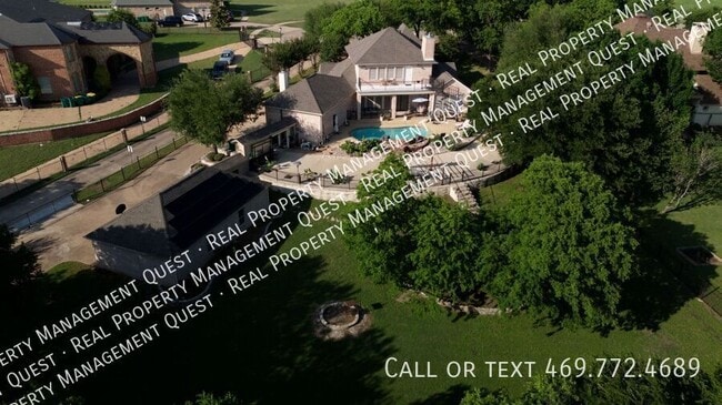 Building Photo - 2522 Waterstone Dr