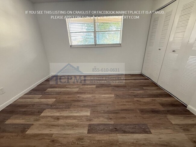Interior Photo - 3801 SW 59th Ter