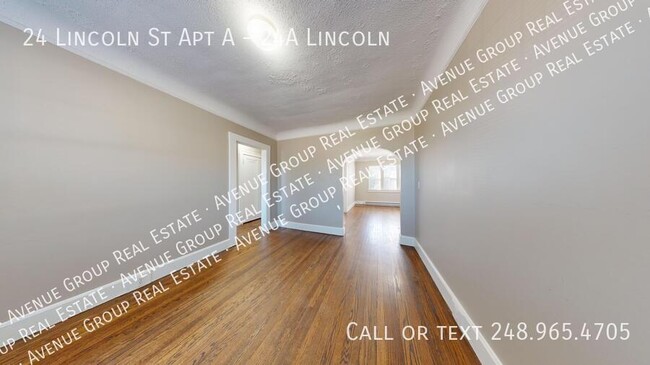 Building Photo - 24A Lincoln - Large 1Bed/1Bath Apartment i...