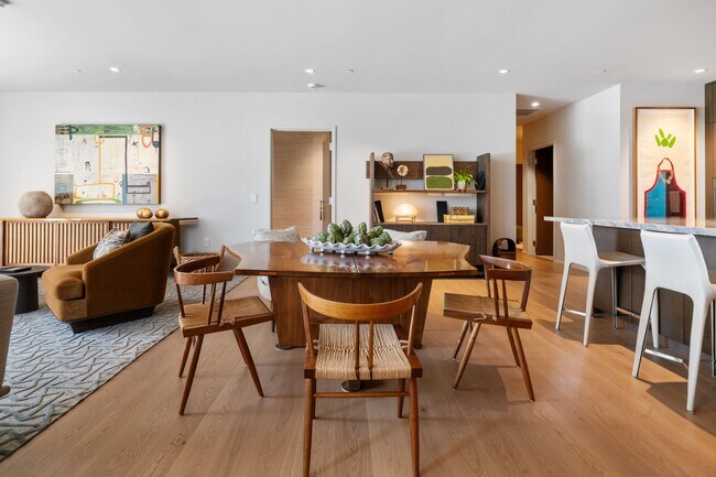 Building Photo - 171 Sawmill Cir