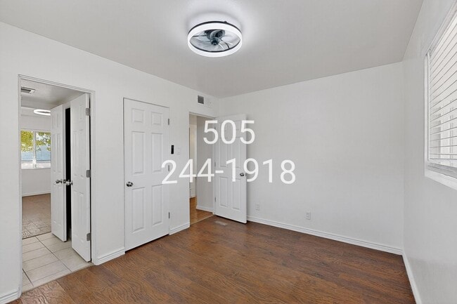 Building Photo - 8503 Menaul Blvd NE