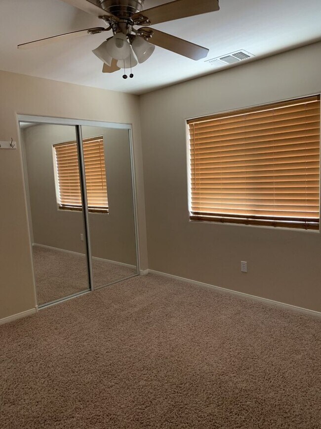 Building Photo - AVAILABLE NOW $350 off First Month Rent