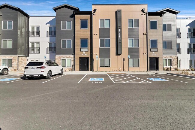 Building Photo - The Bookcliff: Chic 1-Bedroom Retreat: Sophisticated Living in a Prime Location