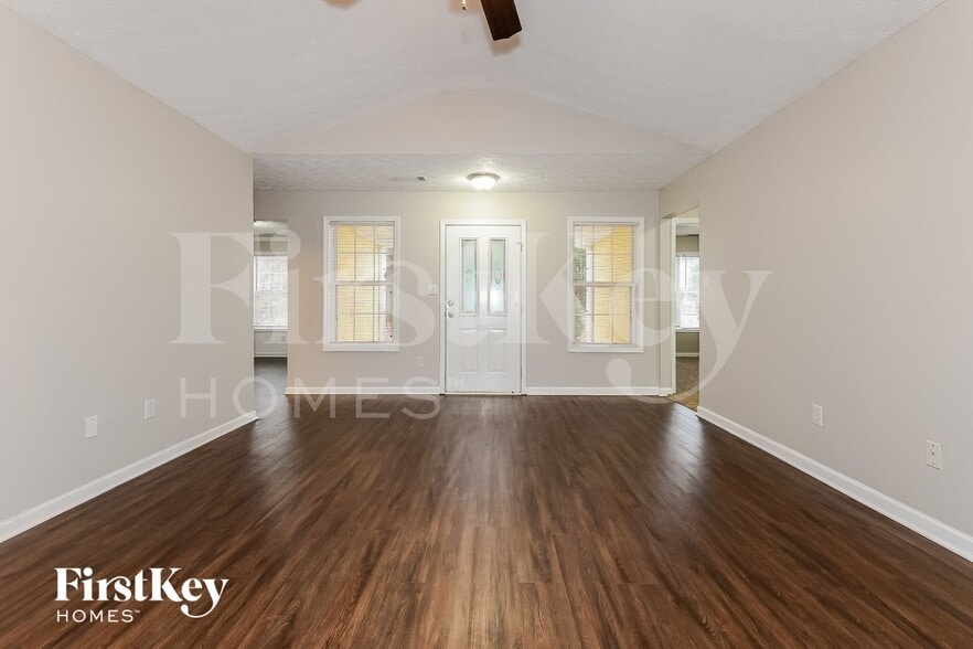 Building Photo - 149 Brentwood Way