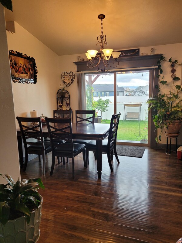 Building Photo - 3736 Marble Dr