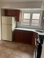 Building Photo - 10140 104th St