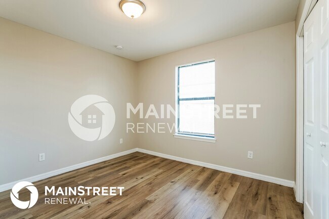 Building Photo - 3800 34th St SW