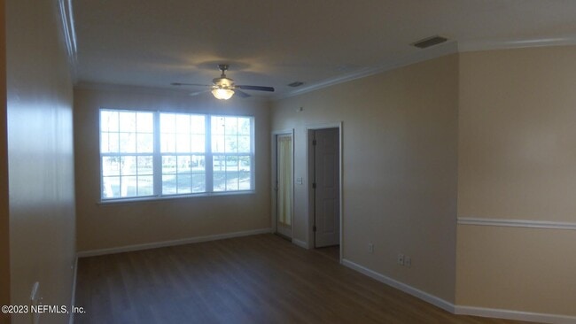 Building Photo - 12301 Kernan Forest Blvd