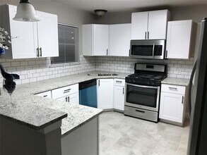 Building Photo - 1502 Dale Pl
