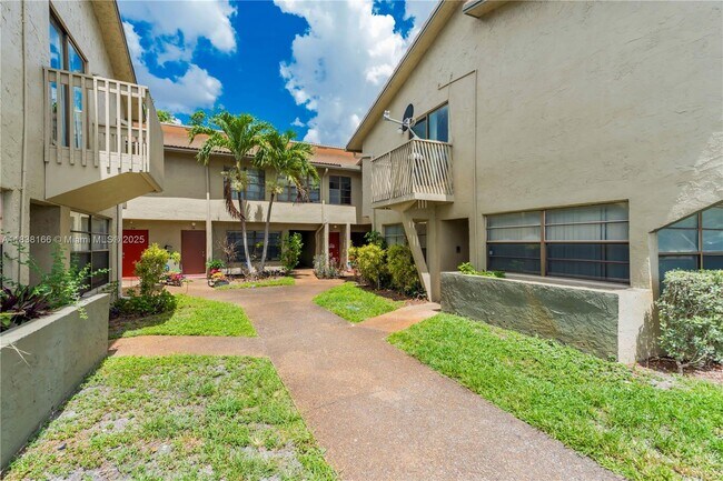 Building Photo - 2530 Coral Springs Dr