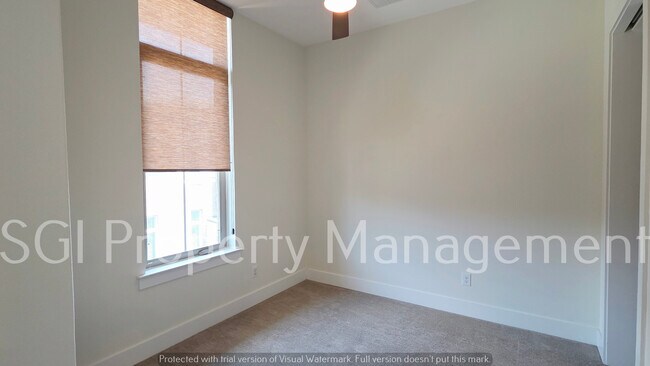 Building Photo - 13222 Bee St