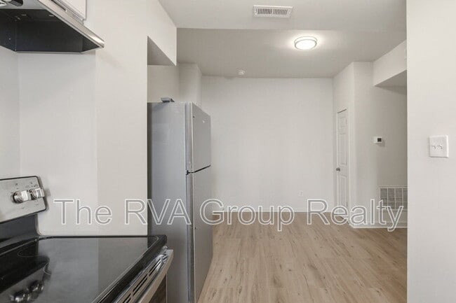 Building Photo - 27 S Jefferson St