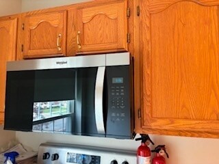 Building Photo - 90 6th Ave