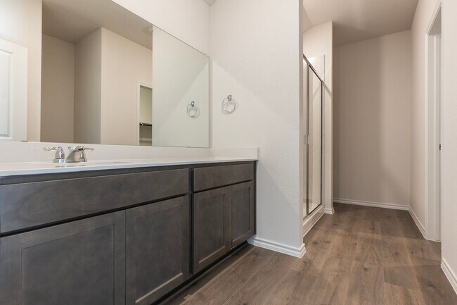 Building Photo - 2008 Bailer Wy