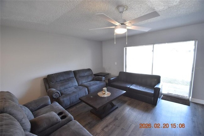 Building Photo - 5106 Sunridge Palms Dr