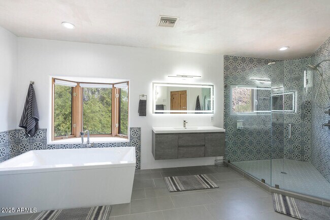 Building Photo - 10420 E Morning Vista Ln