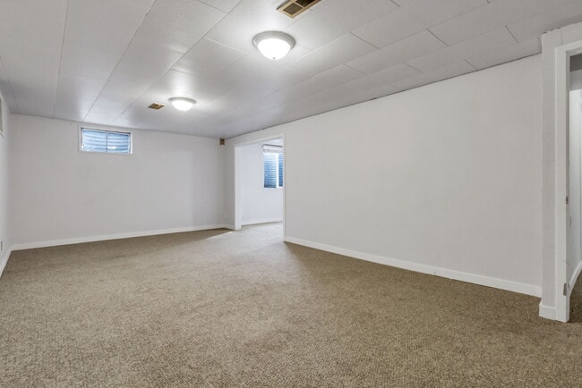 Building Photo - 2021 Sherrelwood Cir