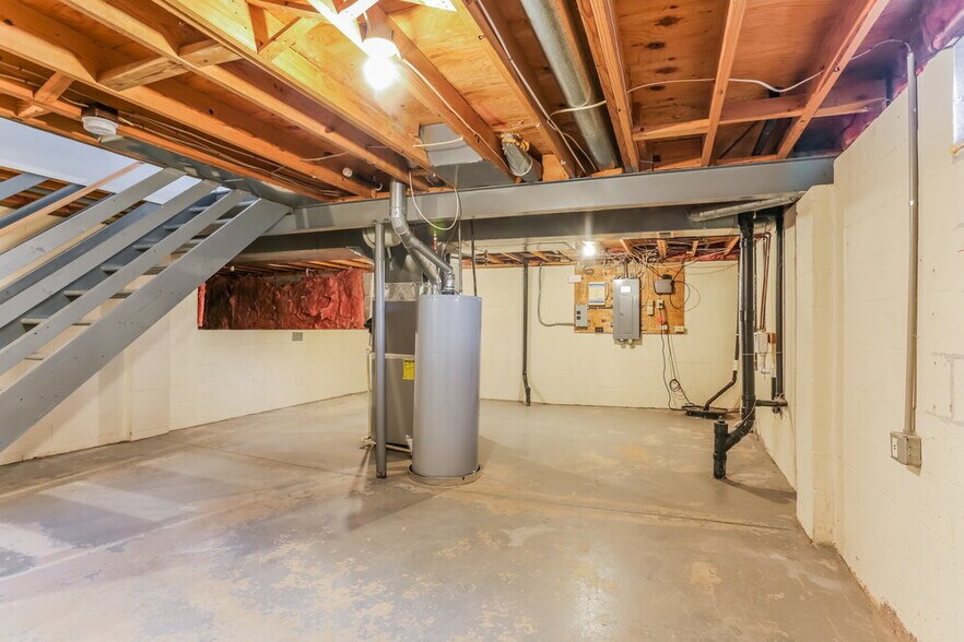 Building Photo - 8711 Firstgate Dr