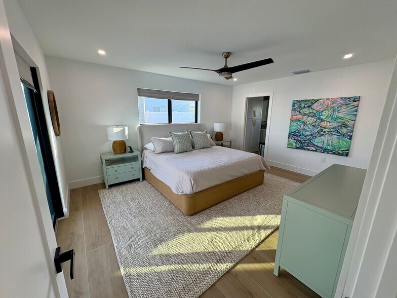 Master bedroom - 4440 NE 26th Ave