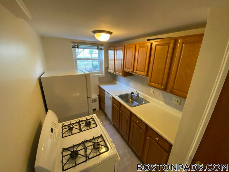 Building Photo - 11 Allen St