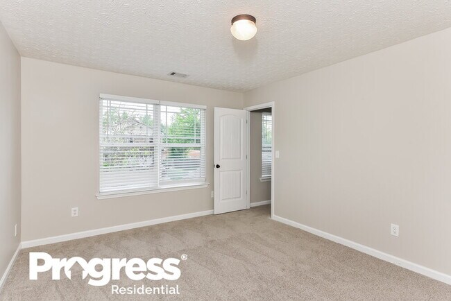 Building Photo - 60 Wexford Way