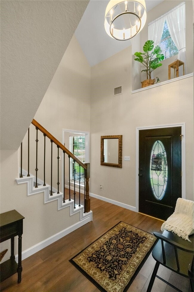 Building Photo - 415 Lago Trace Dr