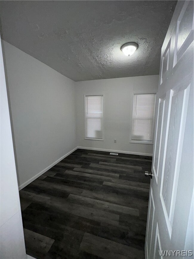 Building Photo - 1312 Ontario Ave