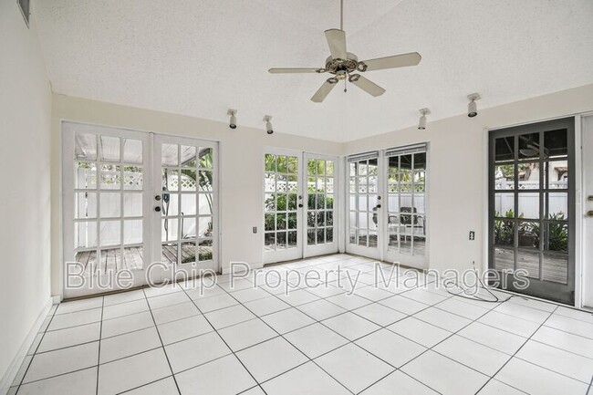 Building Photo - 43 Aegean Ave