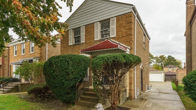 Building Photo - AMAZING 3BED/1.5BATH AUBURN GRESHAM SF HOME