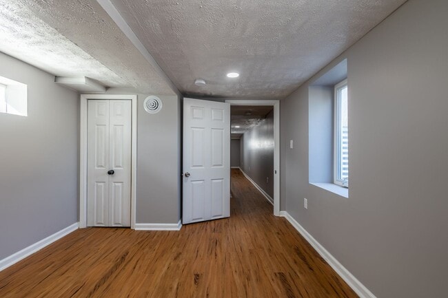 Building Photo - A Great 2BD/1.5BA Single Family Home That Has Been Recently Renovated
