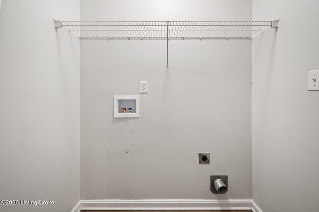 Building Photo - 10945 Symington Cir